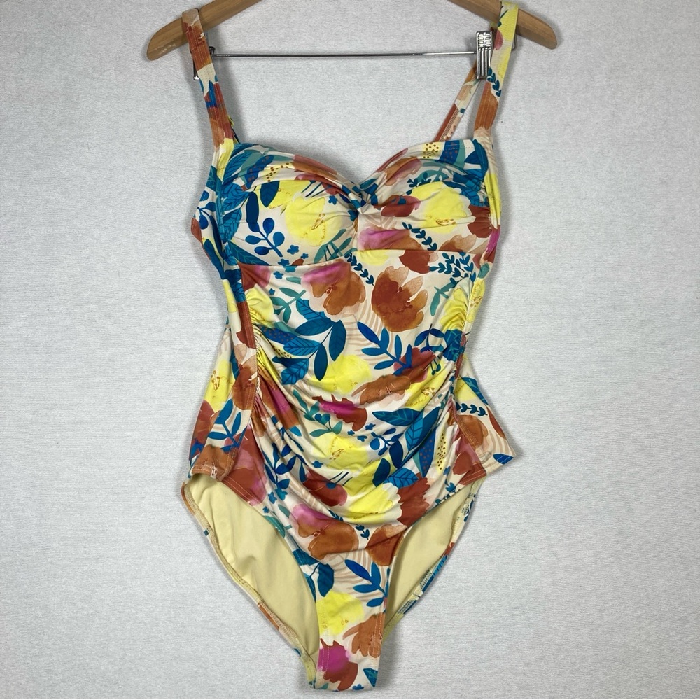 Niptuck Multi fit Cup One Piece Swimwear with Vibrant Design Size 6 Beach - Picture 1 of 15